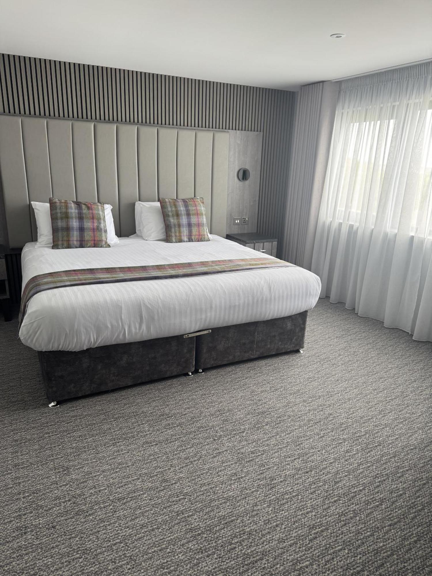The Knowes Hotel & Restaurant Macduff Ruang foto