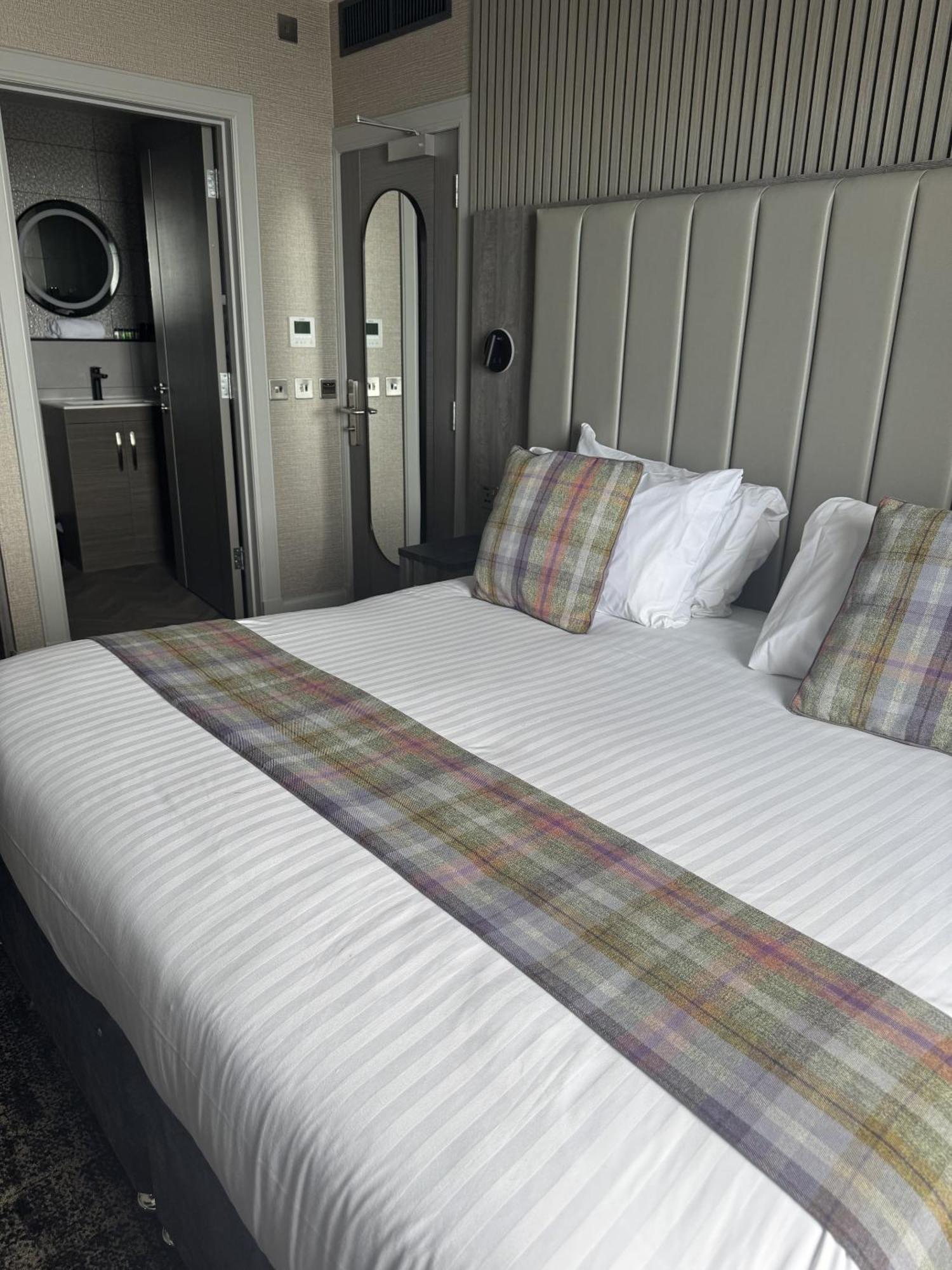 The Knowes Hotel & Restaurant Macduff Ruang foto